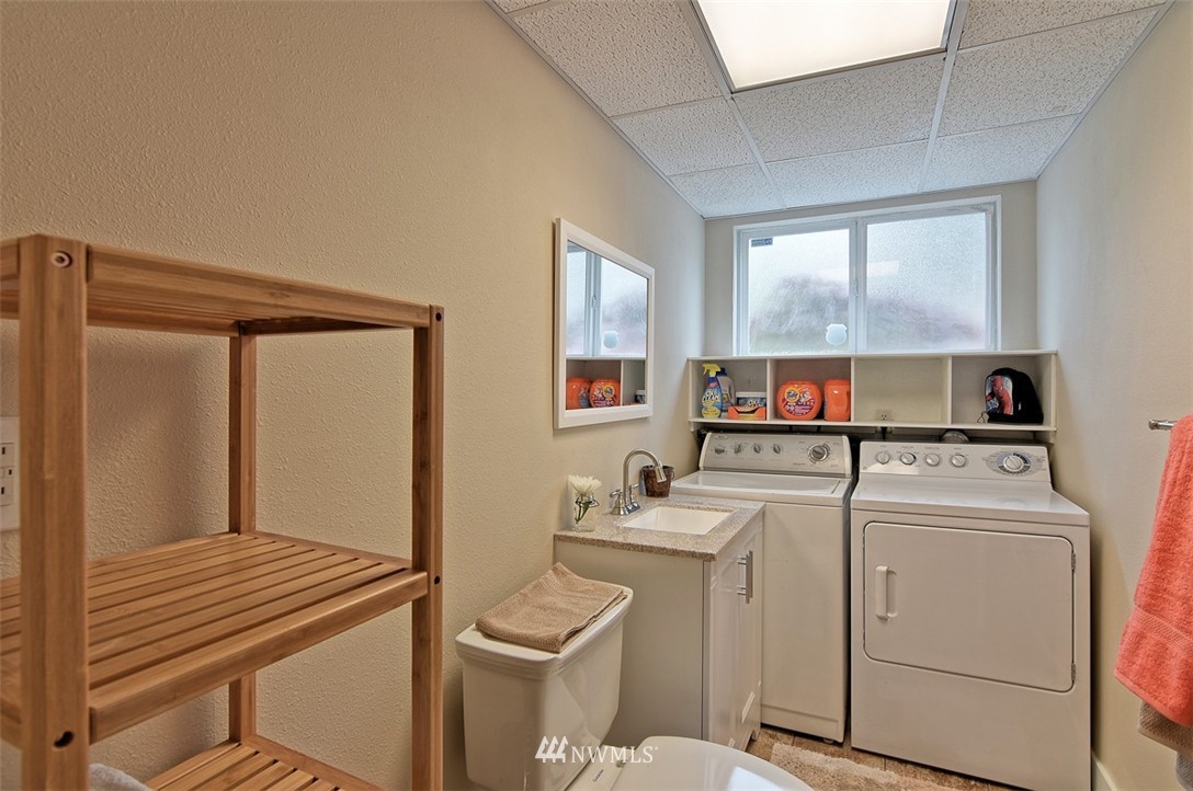 24208 7th Avenue West Bothell, WA 98021 - Photo 14 of 23