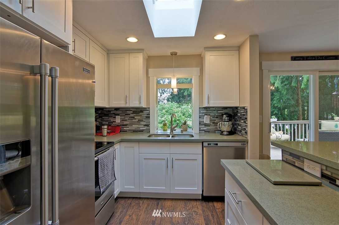 24208 7th Avenue West Bothell, WA 98021 - Photo 4 of 23