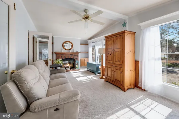 $199,900 | 33198 Lakeshore Circle, Millsboro, DE 19966