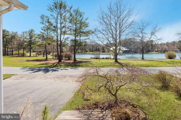 $199,900 | 33198 Lakeshore Circle, Millsboro, DE 19966