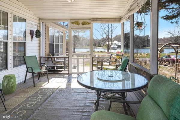 $199,900 | 33198 Lakeshore Circle, Millsboro, DE 19966