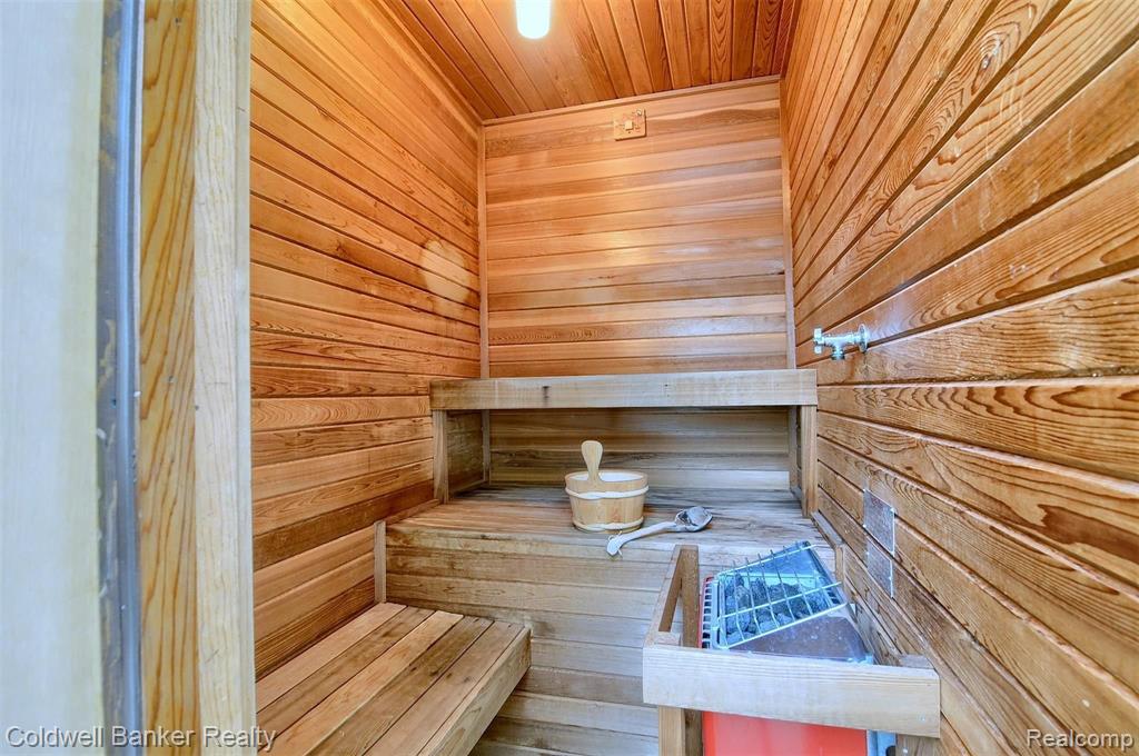391 Cranbrook Road Bloomfield Hills, MI 48301 - Photo 26 of 35