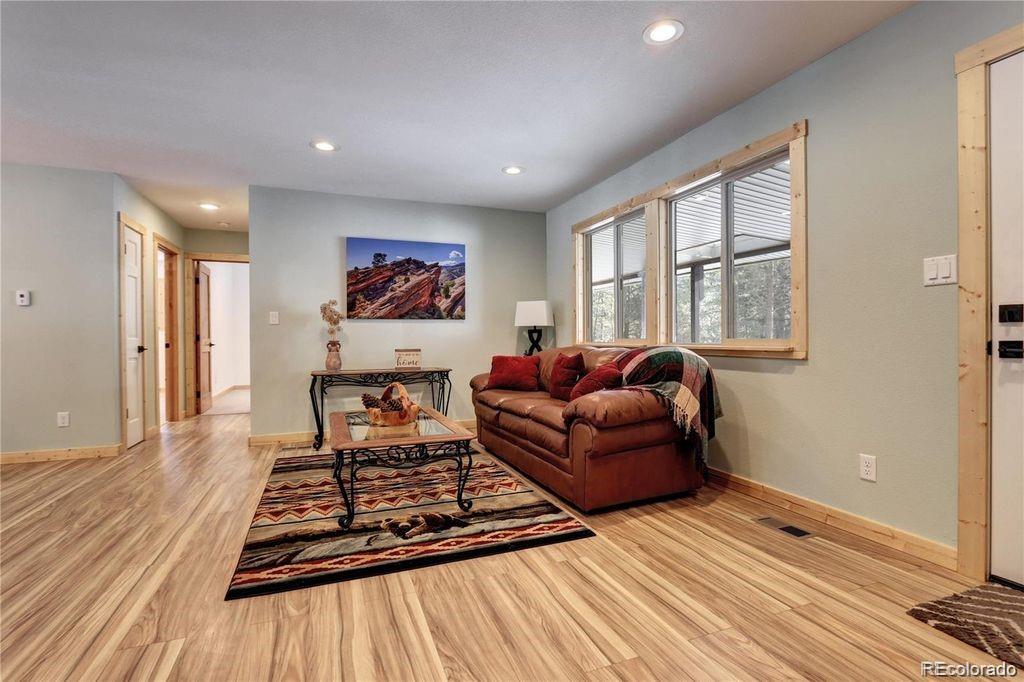 166 Cherokee Road Lyons, CO 80540 - Photo 7 of 33