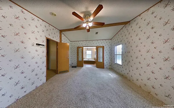 $325,000 | 141 County Road 786, Natalia, TX 78059