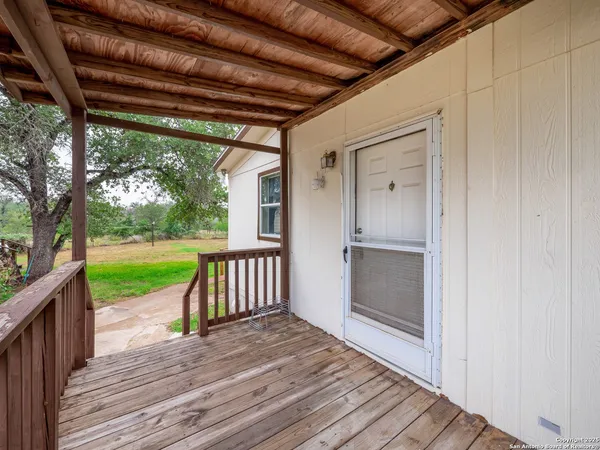 $325,000 | 141 County Road 786, Natalia, TX 78059