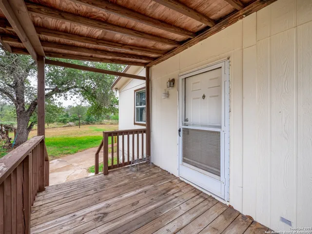 $365,000 | 141 County Road 786, Natalia, TX 78059