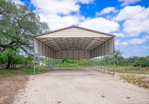 $325,000 | 141 County Road 786, Natalia, TX 78059