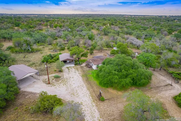$325,000 | 141 County Road 786, Natalia, TX 78059