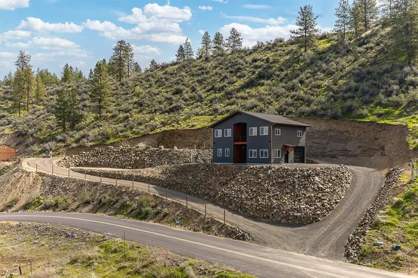 $625,000 | 42840 Buckhorn Drive North, Davenport, WA 99122