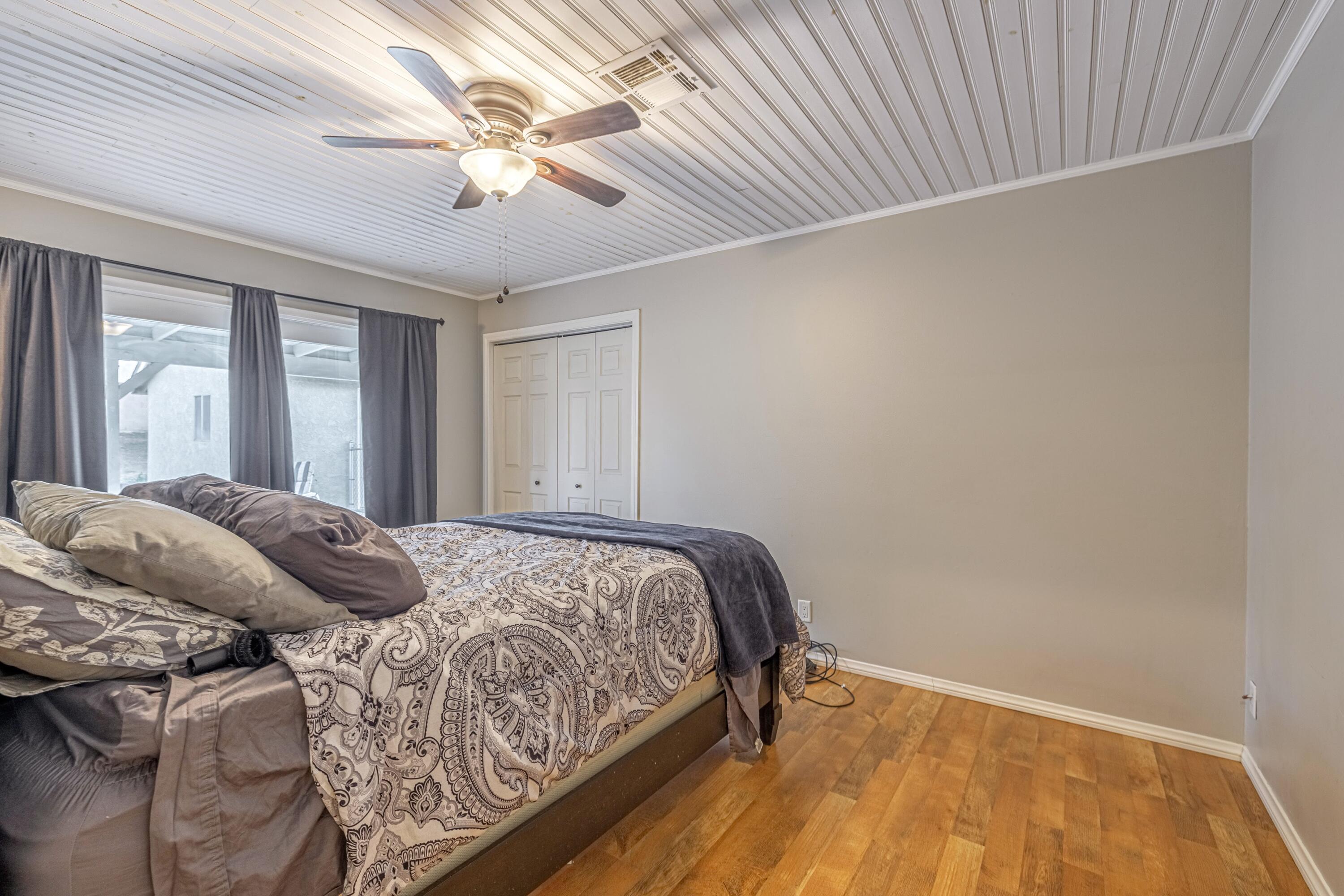 4564 Ave L-14 Quartz Hill, CA 93536 - Photo 19 of 27 JMY_3465-HDR