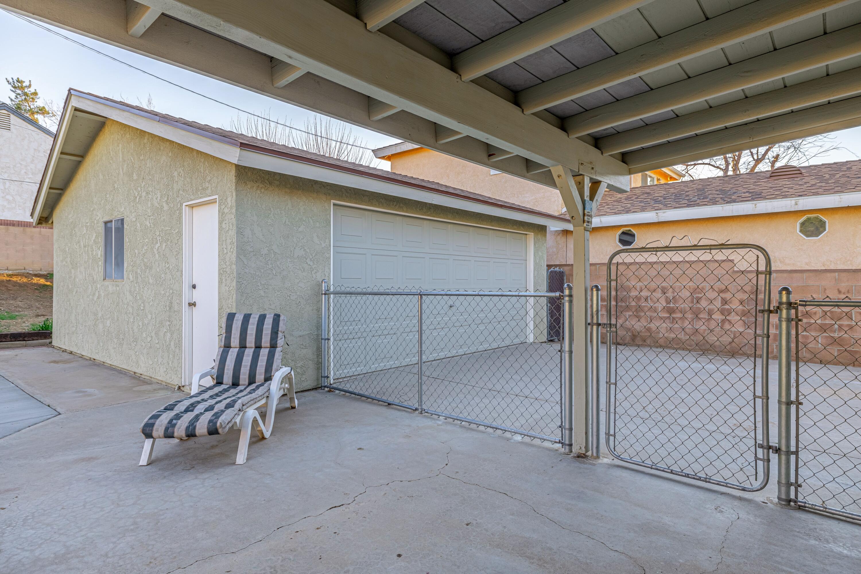 4564 Ave L-14 Quartz Hill, CA 93536 - Photo 24 of 27 JMY_3386-HDR