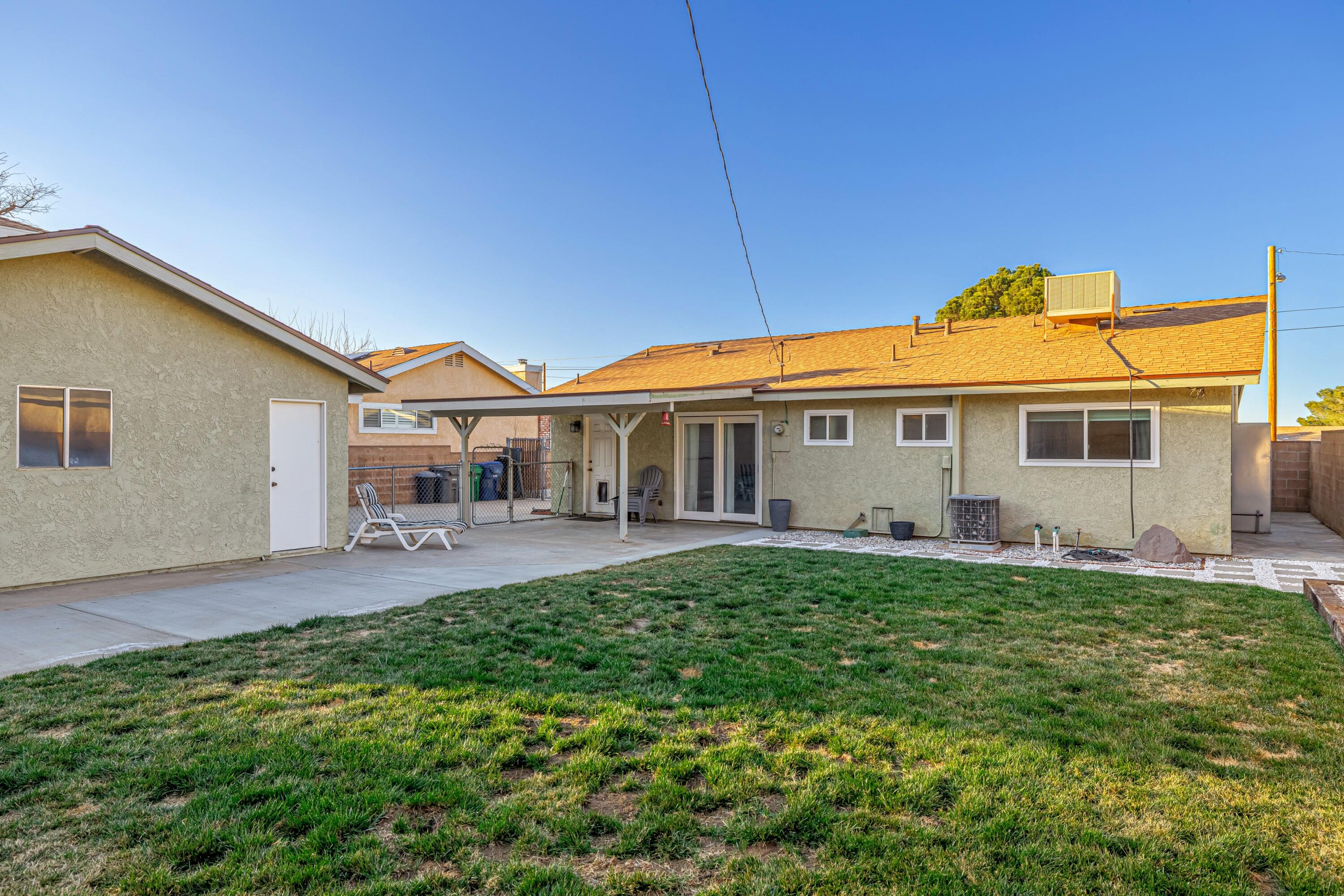 4564 Ave L-14 Quartz Hill, CA 93536 - Photo 27 of 27 JMY_3407-HDR