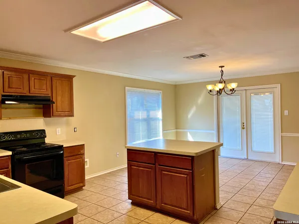 $2,100 | 12219 Stable Rd Drive, San Antonio, TX 78249