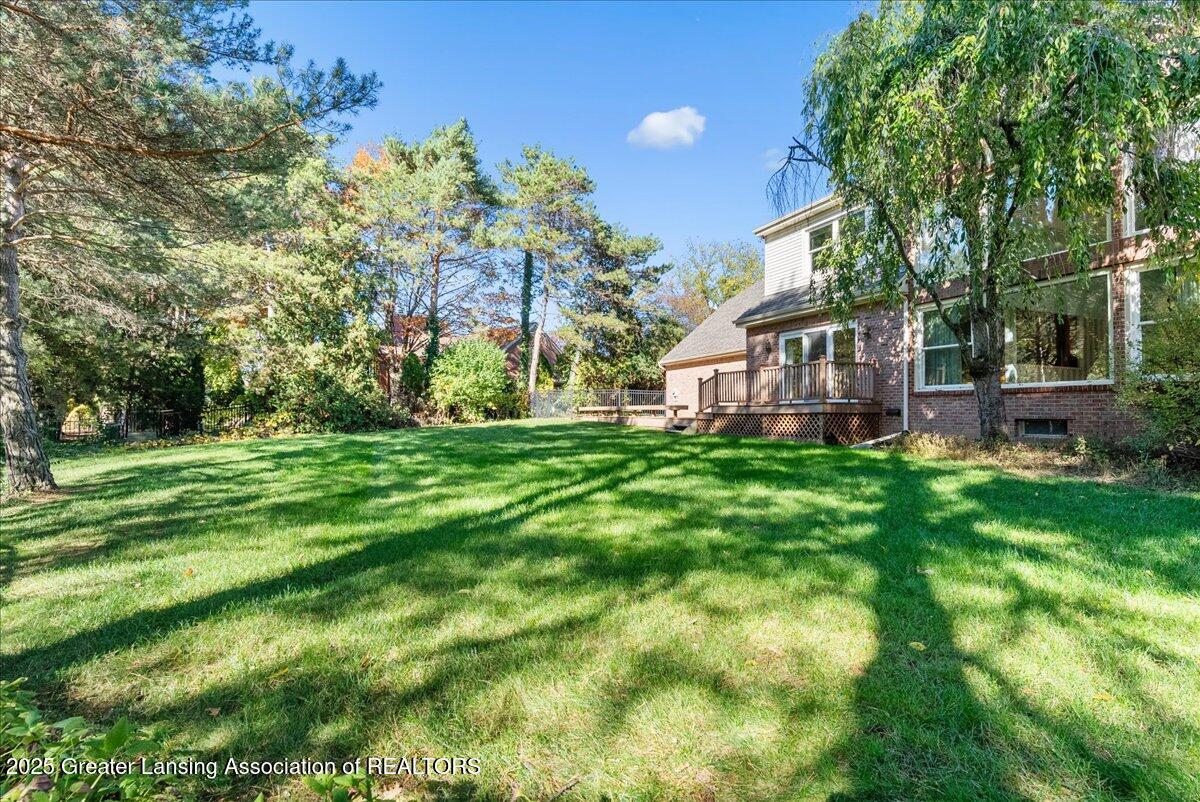 1351 Foxcroft Road East Lansing, MI 48823 - Photo 61 of 75 19-Media Jett - 19