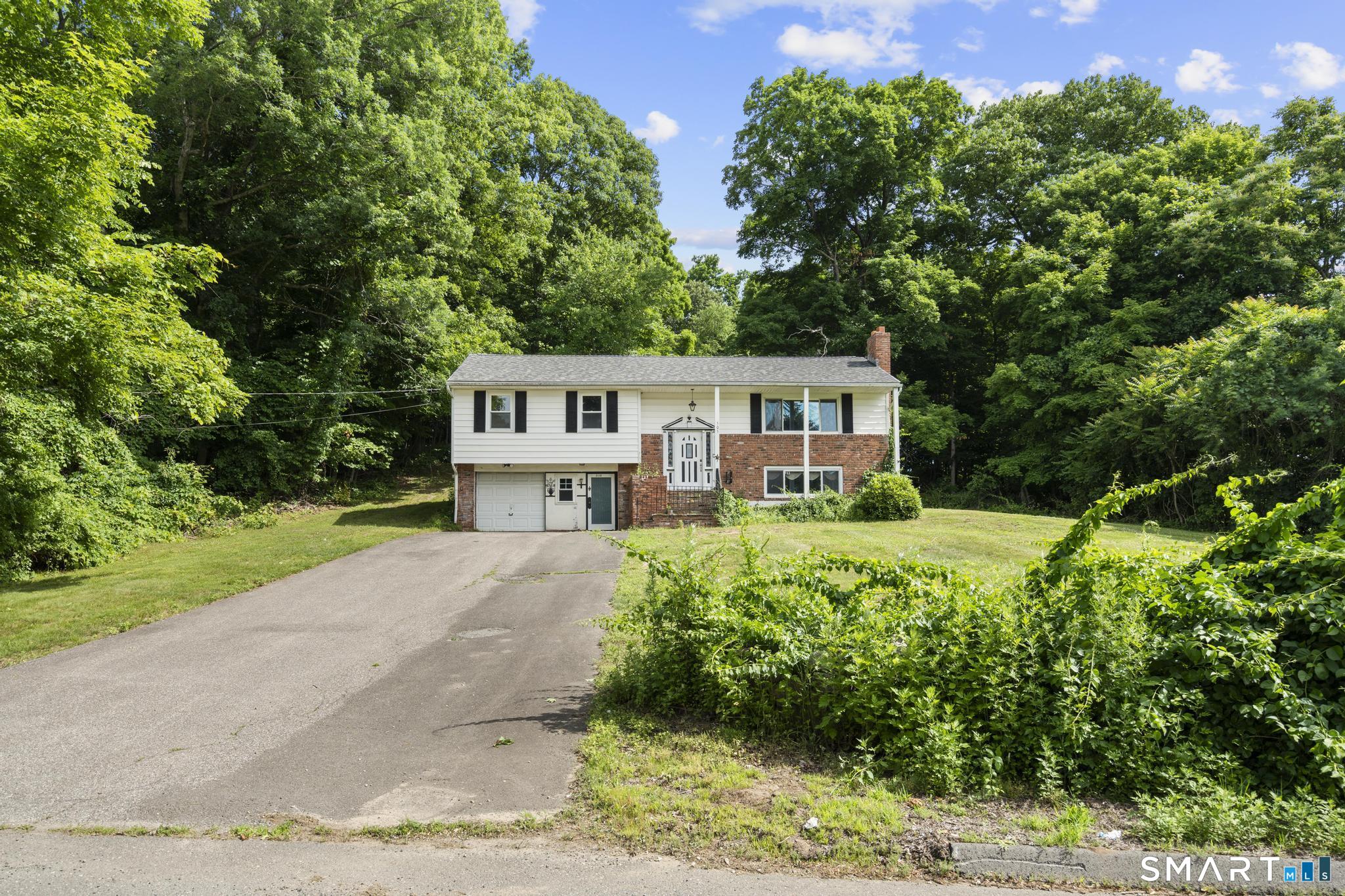505 Horton Hill Road Naugatuck, CT 06770 - Photo 3 of 27