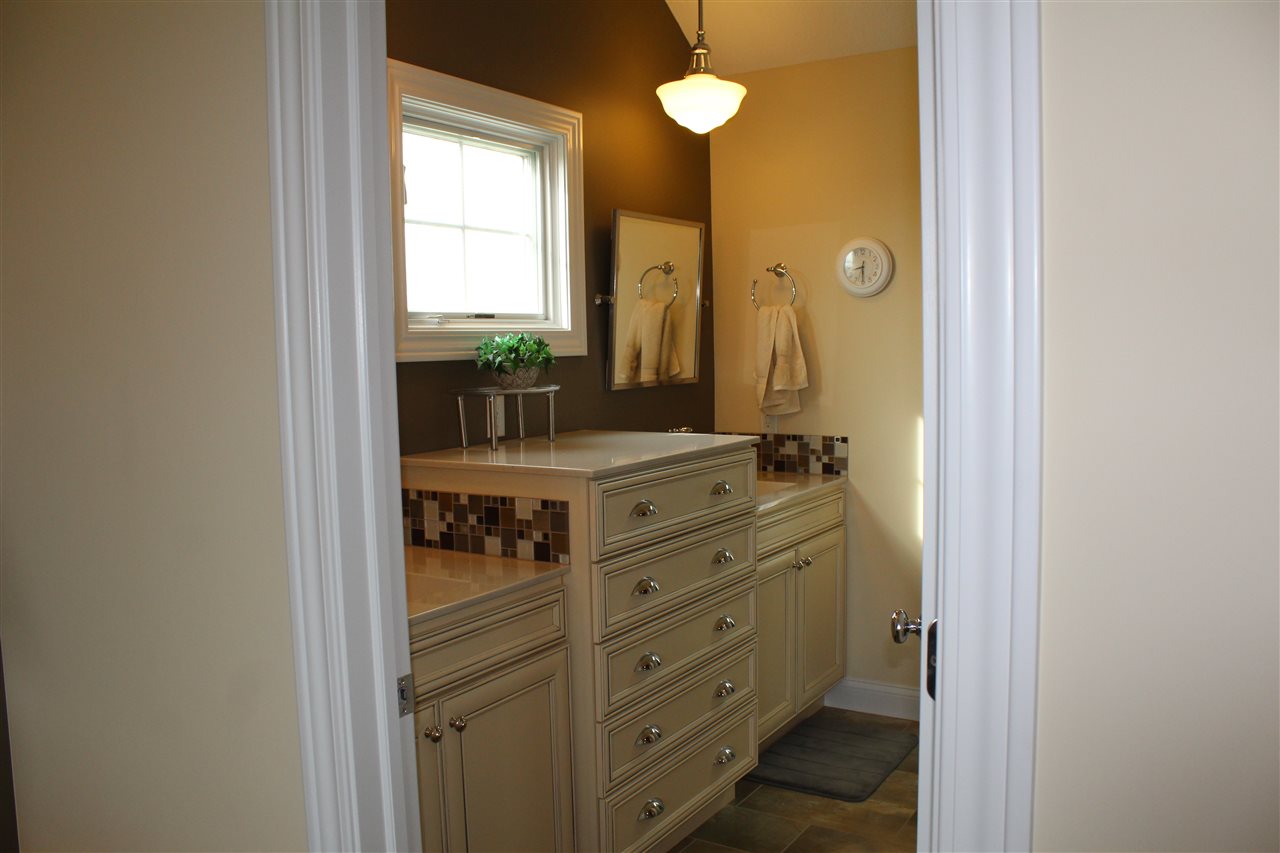 5685 Judge Road Bettendorf, IA 52722 - Photo 15 of 26 Gallery Image 15