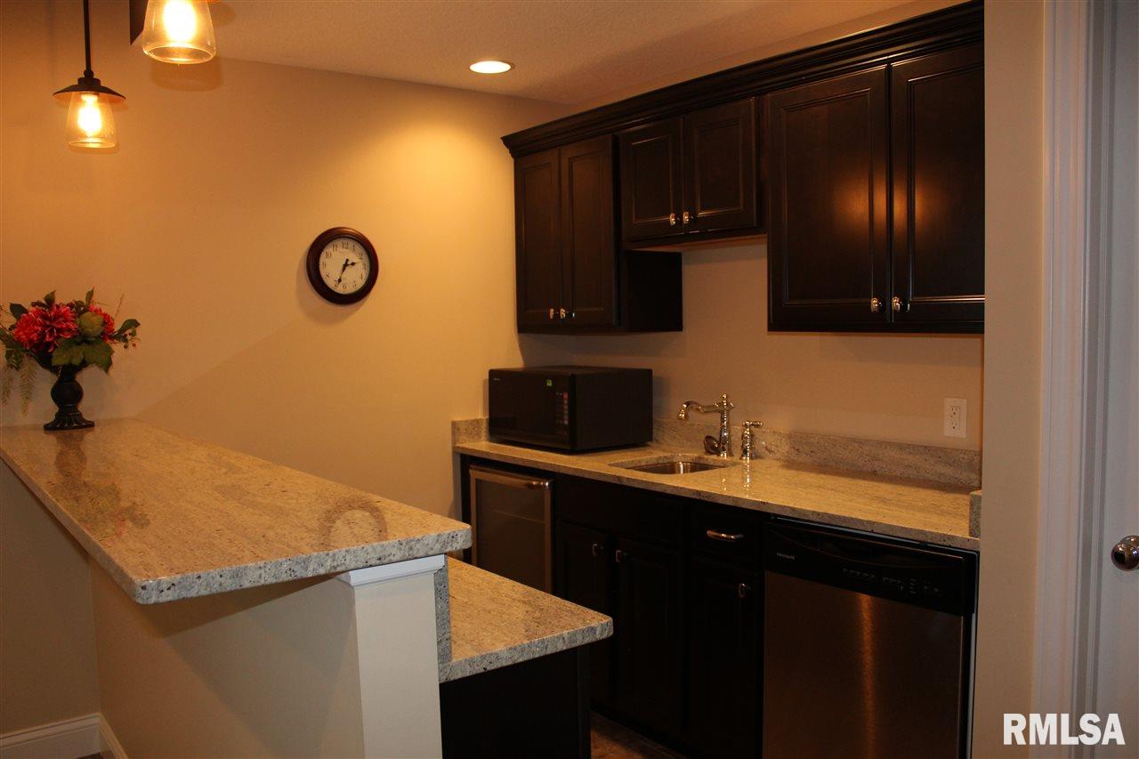 5685 Judge Road Bettendorf, IA 52722 - Photo 23 of 26 Gallery Image 23