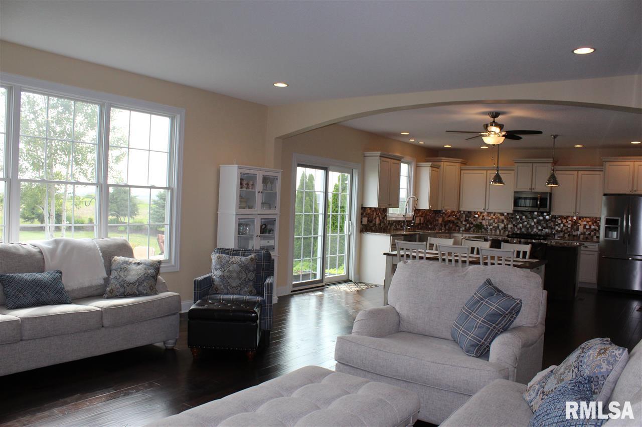 5685 Judge Road Bettendorf, IA 52722 - Photo 7 of 26 Gallery Image 7