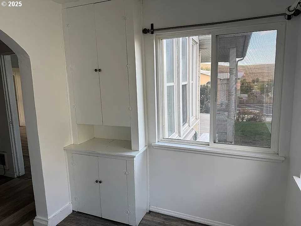 1914 Southeast Court Avenue Pendleton, OR 97801 - Photo 3 of 18