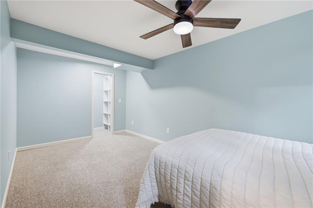 10577 Riley Street Overland Park, KS 66212 - Photo 36 of 41