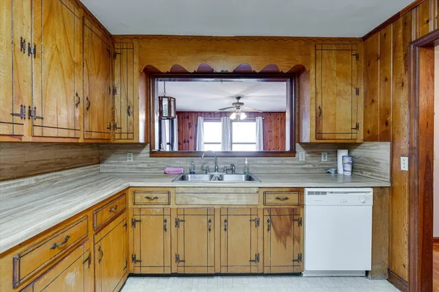 $259,000 | 812 Betsy Pack Drive, Jasper, TN 37347