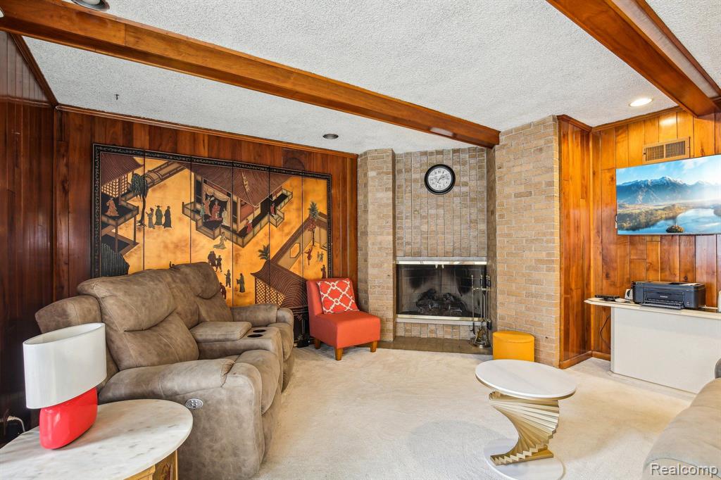 17417 Westover Road Southfield, MI 48075 - Photo 7 of 45 Gallery Image 7