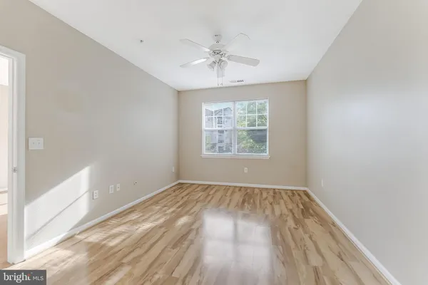 $2,395 | 12954 Centre Park Circle, Unit 205, Herndon, VA 20171