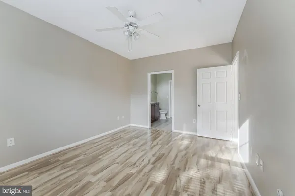 $2,395 | 12954 Centre Park Circle, Unit 205, Herndon, VA 20171