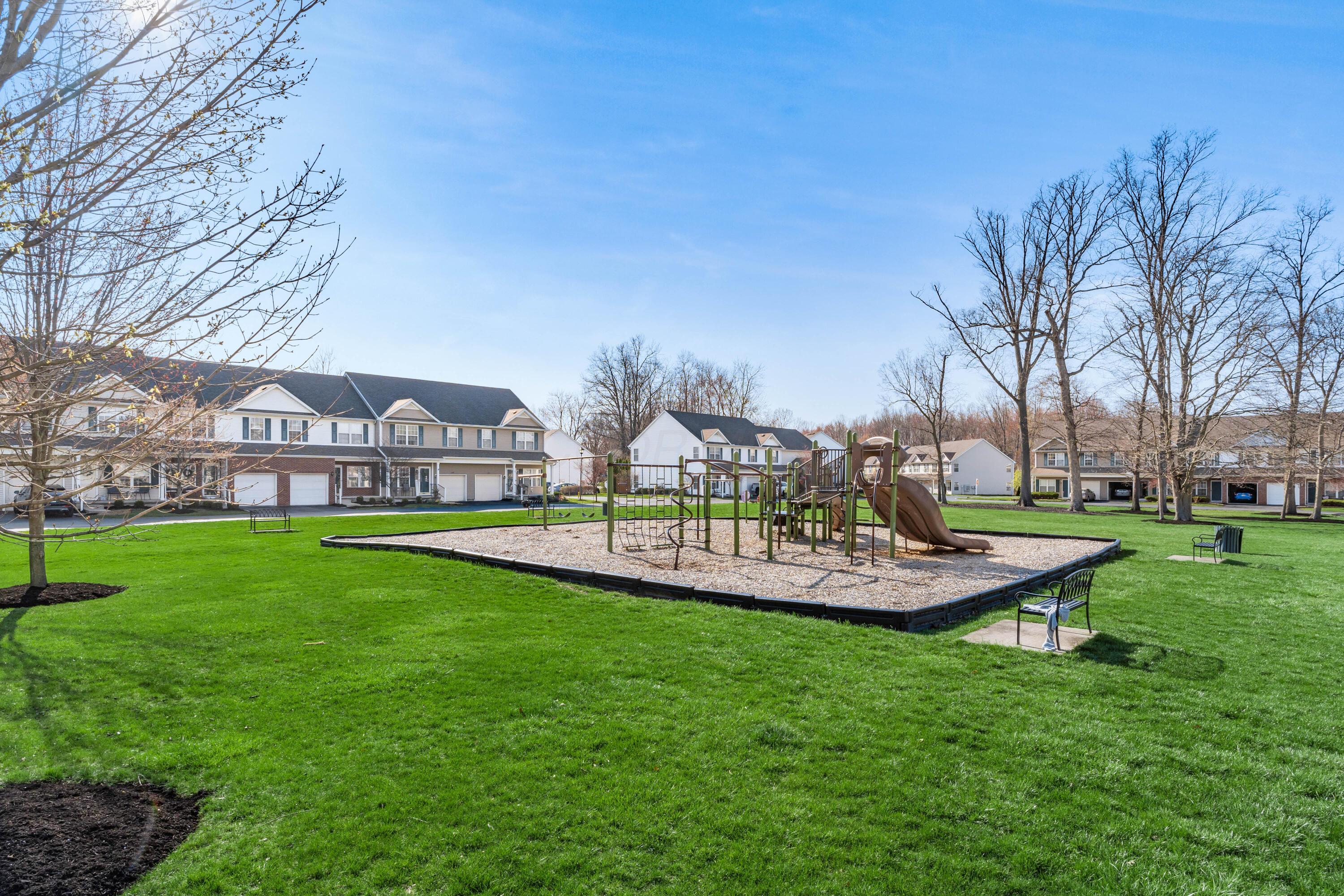 629 Herman Road, Unit 3302 Columbus, OH 43230 - Photo 14 of 15 S_-_629_Herman_Ct_-_004-2