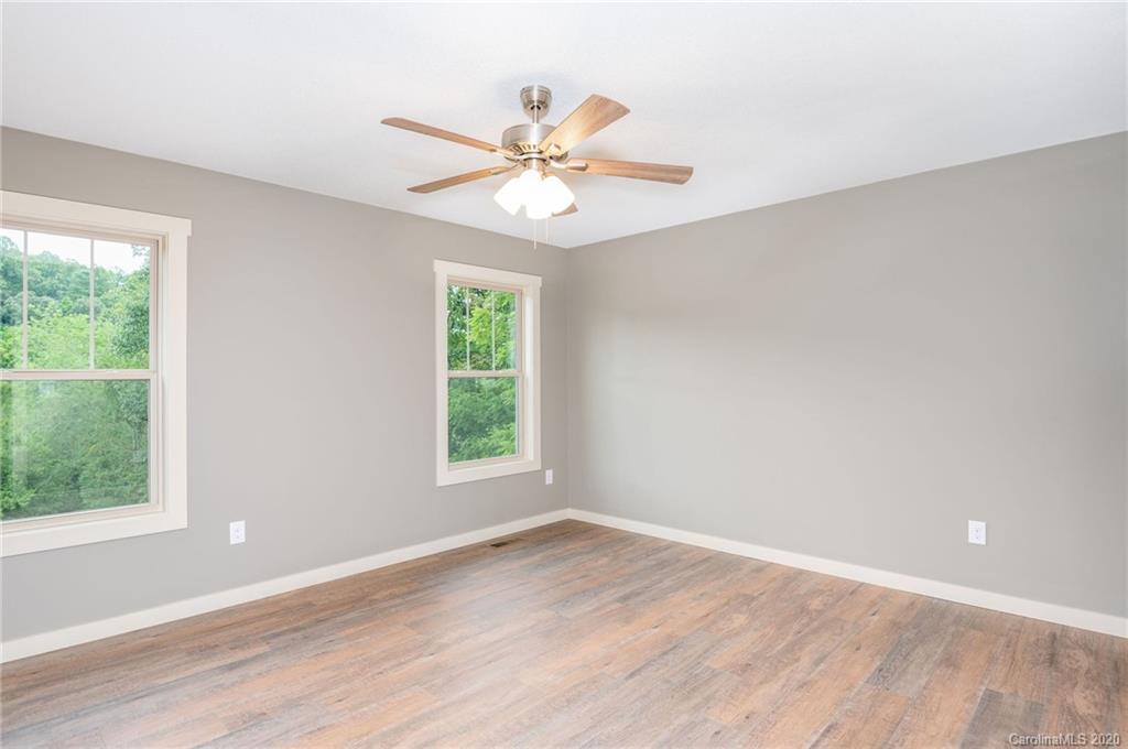 66 Cole Road Leicester, NC 28748 - Photo 14 of 22 Gallery Image 14