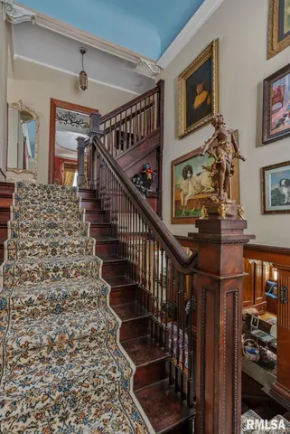 $349,900 | 817 West 7th Street, Davenport, IA 52802