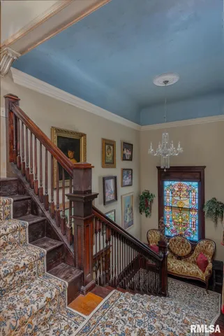 $349,900 | 817 West 7th Street, Davenport, IA 52802