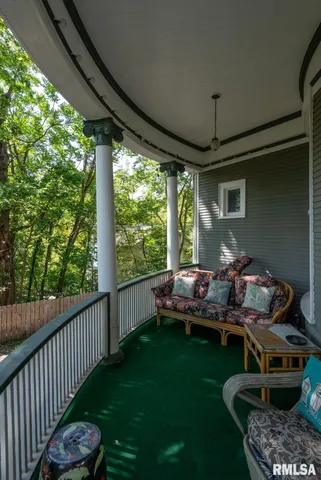 $349,900 | 817 West 7th Street, Davenport, IA 52802