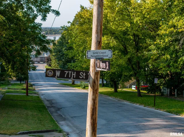 $349,900 | 817 West 7th Street, Davenport, IA 52802