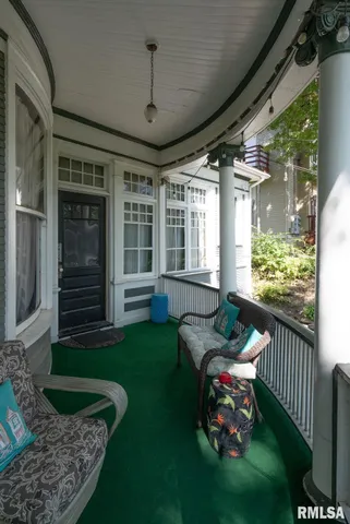 $349,900 | 817 West 7th Street, Davenport, IA 52802