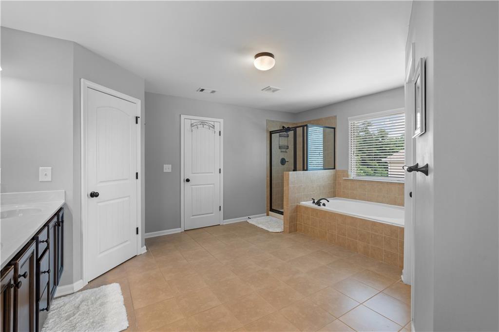3833 Steinhauer Road Marietta, GA 30066 - Photo 18 of 46 Gallery Image 18