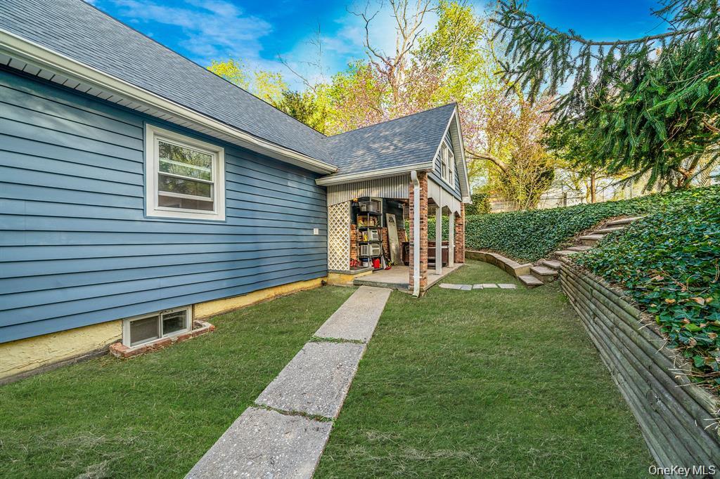108 Lower Rocky Point Road Sound Beach, NY 11789 - Photo 25 of 26 Gallery Image 25