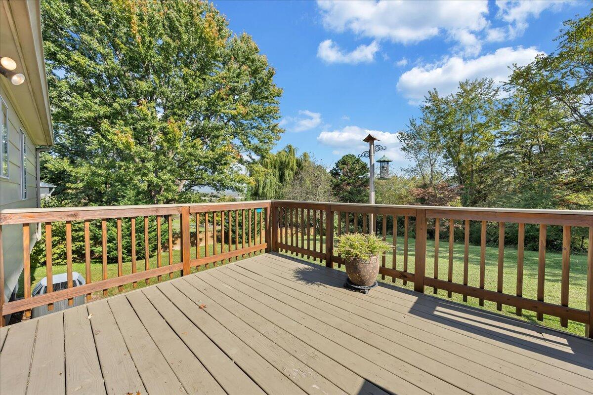 80 Ridgeview Circle Roanoke, VA 24019 - Photo 21 of 31 021