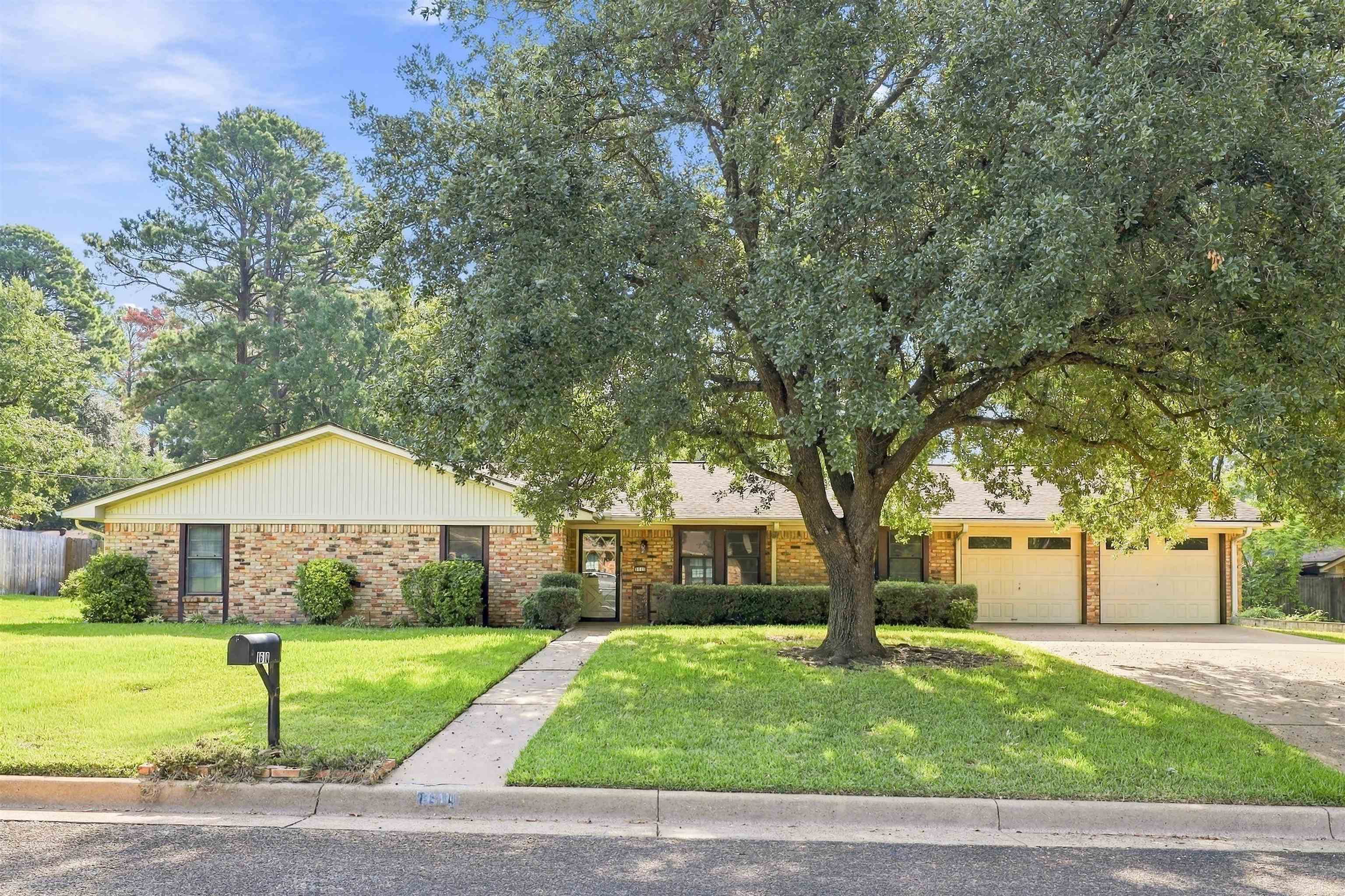 1610 Springdale Street Longview, TX 75604 - Photo 15 of 34 Gallery Image 15