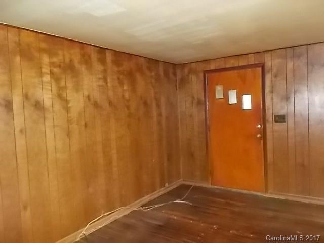 205 Rambank Road Marshall, NC 28753 - Photo 4 of 21 Gallery Image 4