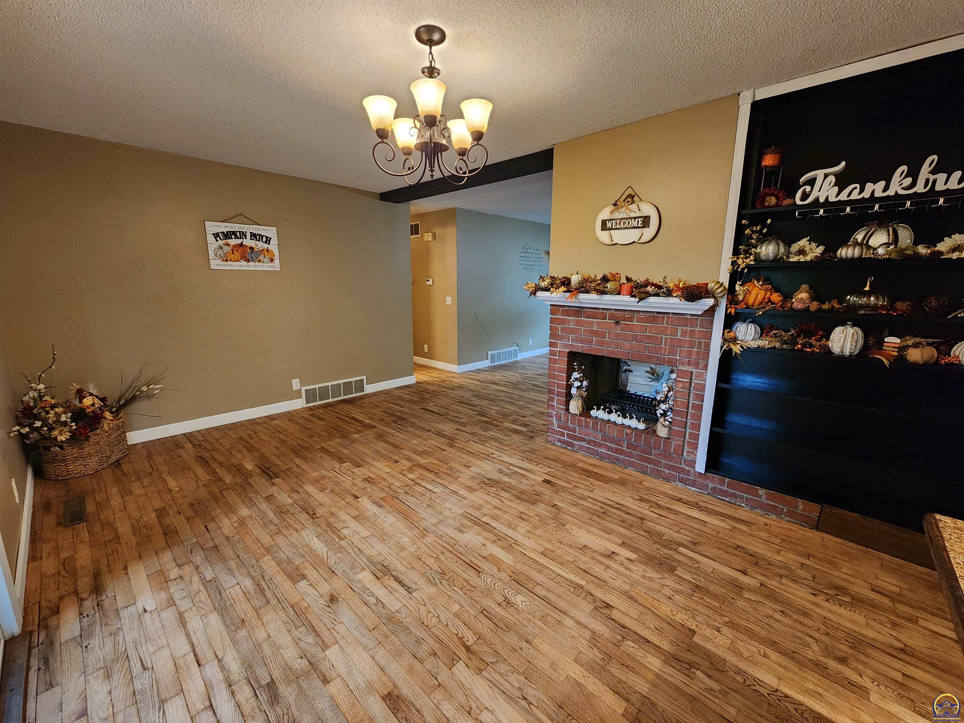 1239 Tomahawk Road Emporia, KS 66801 - Photo 6 of 38 Gallery Image 6