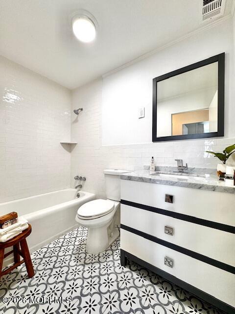 122 Bodman Place, Unit PHA Red Bank, NJ 07701 - Photo 23 of 30 IMG_3428