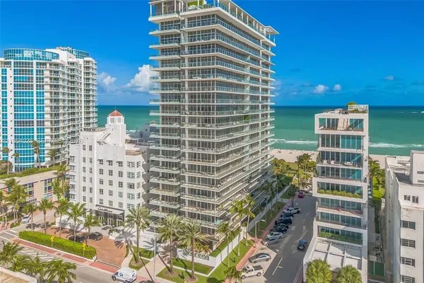 $13,200 | 3737 Collins Avenue, Unit S403, Miami Beach, FL 33140