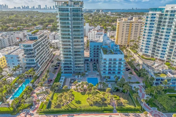 $13,200 | 3737 Collins Avenue, Unit S403, Miami Beach, FL 33140