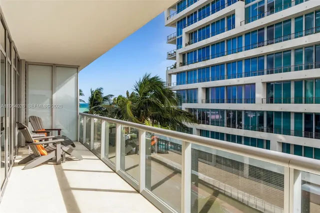 $12,800 | 3737 Collins Avenue, Unit S403, Miami Beach, FL 33140