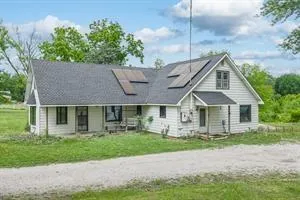 $362,000 | 4207 10th Avenue, Leavenworth, KS 66048