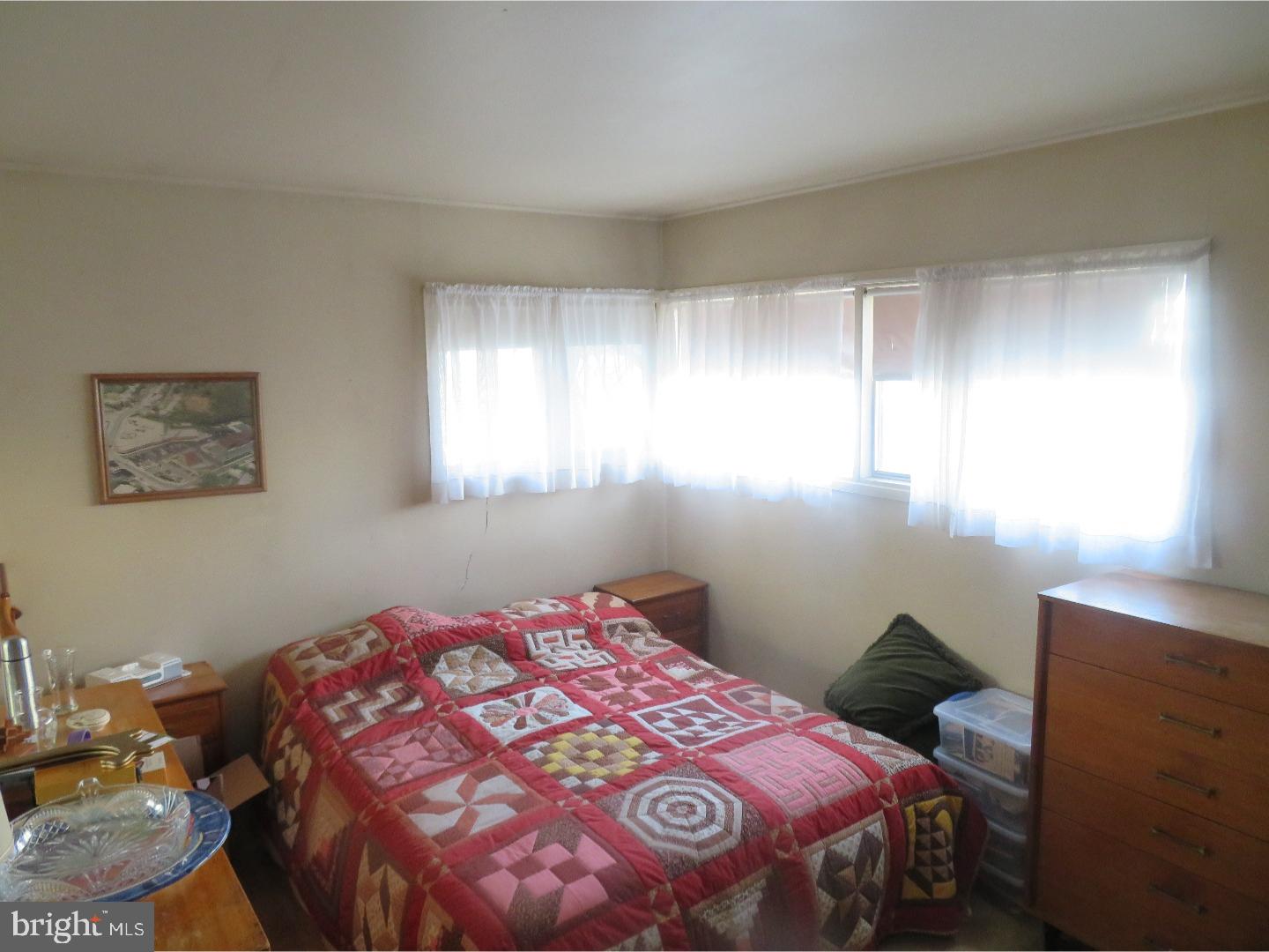 15 Hope Road Levittown, PA 19056 - Photo 8 of 24 Bedroom 3