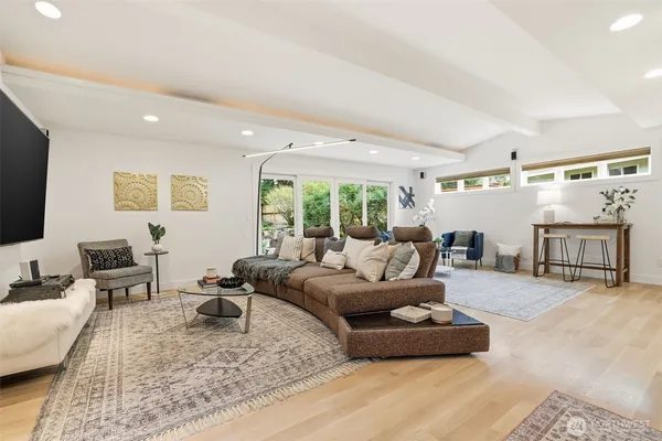 $2,450,000 | 2506 159th Avenue Southeast, Bellevue, WA 98008
