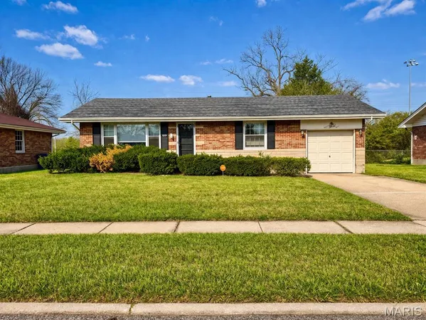 $105,000 | 325 Royce Drive, St. Louis, MO 63135