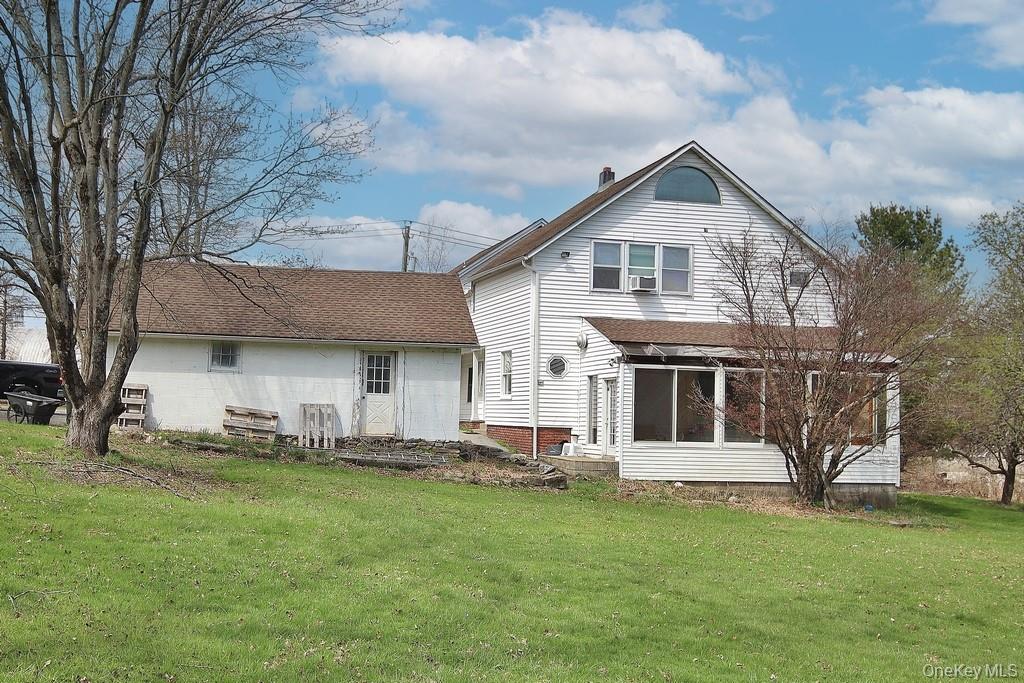 487 Black Meadow Road Chester, NY 10918 - Photo 6 of 49
